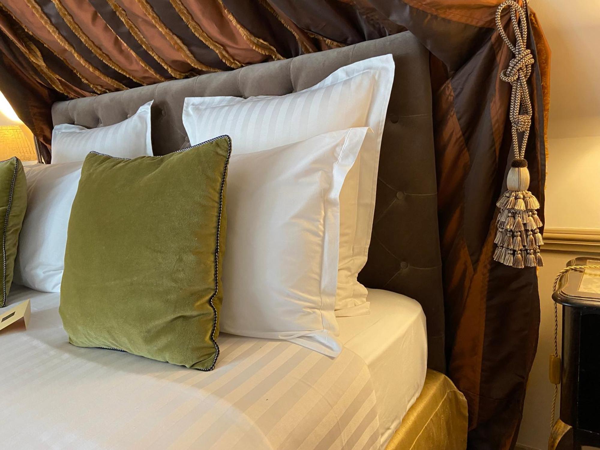 Le Manoir De Maucartier Bed & Breakfast Monnaie Ngoại thất bức ảnh