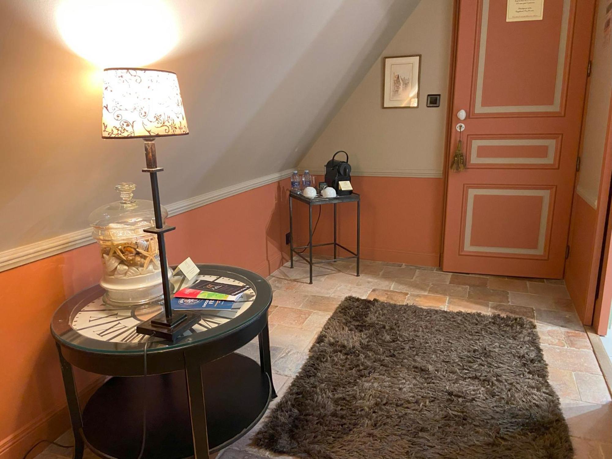 Le Manoir De Maucartier Bed & Breakfast Monnaie Ngoại thất bức ảnh